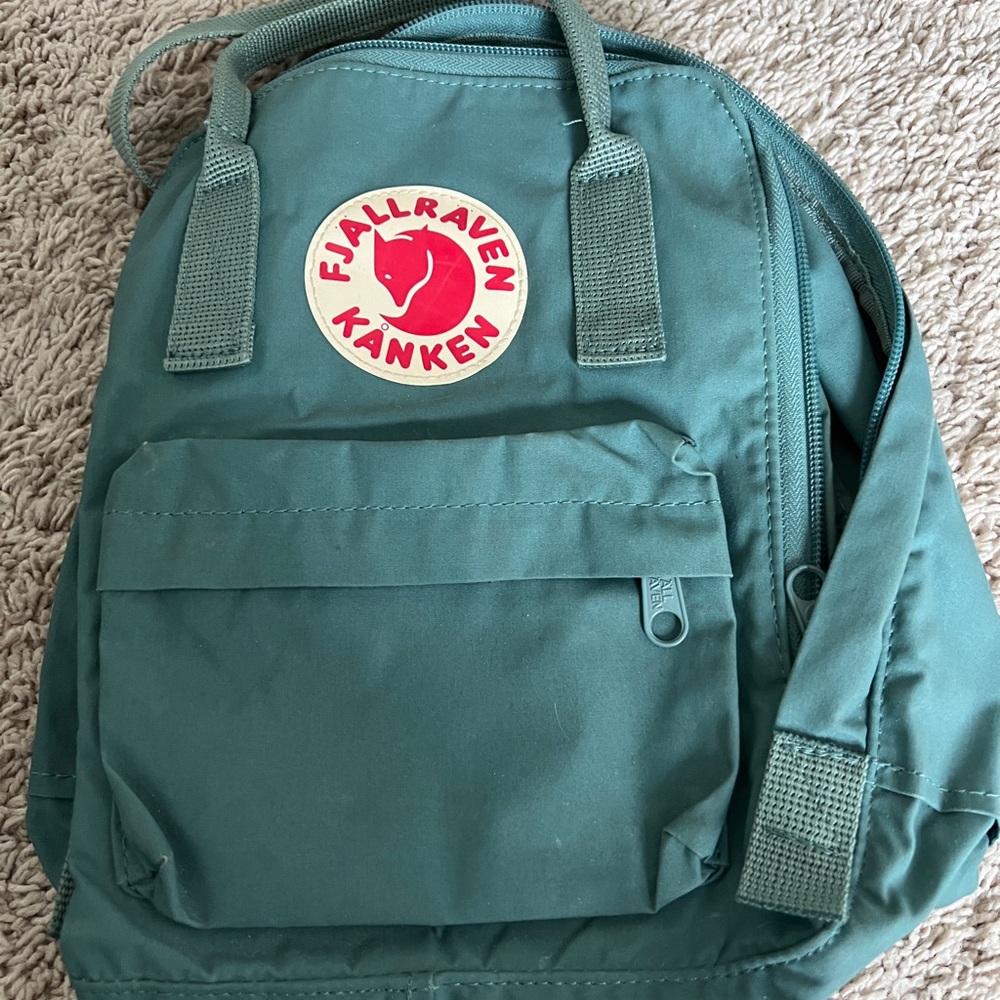 Fjallraven Kånken Mini Backpack